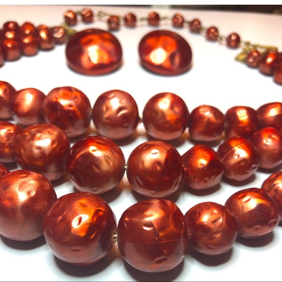 Vintage Multi-strand Necklace with Matching Clip On Earrings - Picture 3 of 7